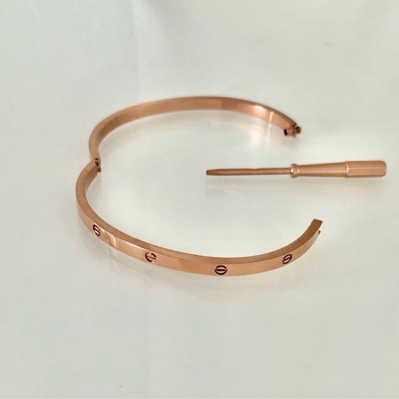 NEW Small Model Screw Cuff Bangle Love Bracelet with Screwdriver in Rose Gold - Picture 6 of 10